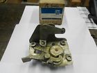 3865418 General Motors Nos To Truck Right Side Door Latch