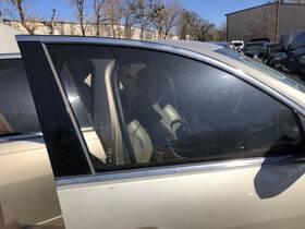 120-05602ar Chevrolet Passenger Front Door With Center Moulding Package Fits 13-14 Malibu 835075