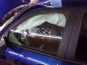 120-10581bl Chevrolet Local Pickup Only Driver Left Front Door Without Keyless Entry Fits 24-25 Trax