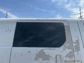 130-03174r Chevrolet Local Pickup Only Passenger Right Rear Side Door With Window Fits 15-18 City E