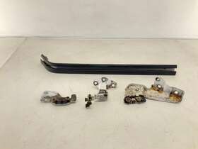 19317315 Chevrolet 15-18 City Express Rear Right-passenger Door Track Roller Bracket Set