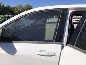 84606437 Chevrolet 2018 2019 Chevy Equinox Left Front Driver Door Ga2 White Electric Window