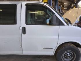 120-05723ar Chevrolet Truck Local Pickup Only Passenger Right Front Door Electric Fits 96-02 Express 1500