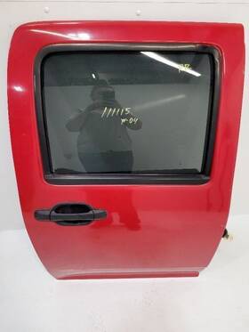 130-02935br Chevrolet Truck 04-12 Colorado Passenger Right Rear Rh Side Door Crew Cab Red