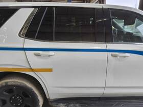 130-10396br Chevrolet Truck Local Pickup Only Passenger Rear Side Door Privacy Tint Opt Ako Fits 21-24 Tah