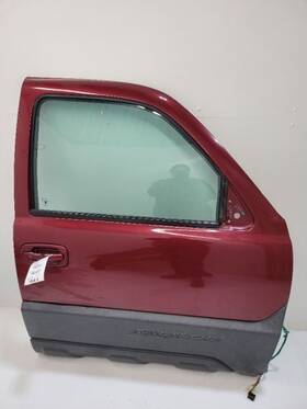 88936990 Chevrolet Truck 03-06 Avalanche 1500 Rh Passenger Front Door W Lower Body Cladding Red