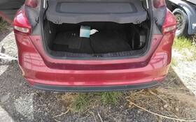 190-02170b Ford Local Pickup Only Rear Bumper Hatchback Single Exhaust Outlet Fits 15-18 Focus