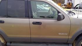 120-00676ar Ford Truck Passenger Front Door With Moulding Mounting Holes Fits 06-10 Explorer