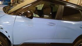 120-10458l General Motors 21 22 23 Chevrolet Trailblazer Driver Left Front Door Blue