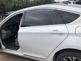 77003b1500 Genesis 2017 2018 2019 G80 Rear Side Door Left Driver Yw6 White With Sunshade 1781