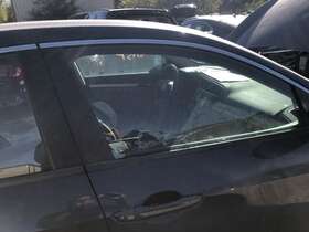 67010tbaa00zz Honda 2016-2019 Civic Right Front Passenger Door B607m Blue Electric Sedan 82753