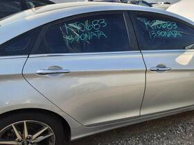 130-50563r Hyundai Local Pickup Only Passenger Rear Side Door Electric Vin C 8th Digit Fits 11-14