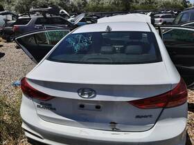 170-10072b Hyundai Local Pickup Only Trunk/hatch/tailgate Sedan Korea Built Led Tail Lamps Fits 1