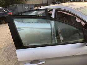 76004f3000 Hyundai 2017-2020 Elantra Right Front Passenger Door Silver Sedan Us Built 78920