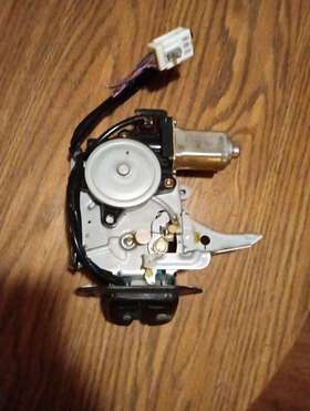 905520-aq000 Infiniti 03 04 05 06 07 08 2003-2008 Fx35 Fx45 Qx56 Rear Power Trunk Cargo Hatch Door Lock Latch