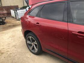 T4a1370 Jaguar 2017-2020 F-pace Rear Side Door Right Passenger Cah Red 957407