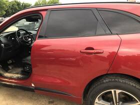 T4a1371 Jaguar 2017-2020 F-pace Rear Side Door Left Driver Privacy Glass 957383