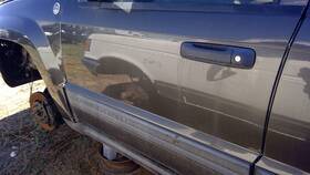 120-05581dl Jeep Local Pickup Only Driver Left Front Door Tempered Glass Fits 05 Grand Cherokee