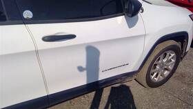 120-05745cr Jeep Passenger Front Door Electric Tempered Glass Fits 14-18 Cherokee 2510940