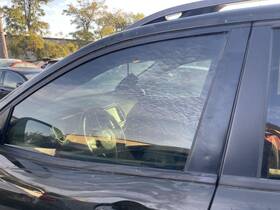 120-05746bl Jeep Driver Front Door Electric Laminated Glass Opt Jp3 Fits 14-18 Cherokee 982390