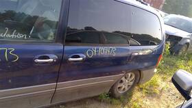 130-58614al Kia Puerta Driver Left Rear Side Door With Cladding Fits 02-05 Sedona 10263821