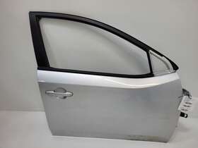 760041m011 Kia 2010-2013 Forte Passenger Right Front Rh Door Sedan Manual Windows Silver