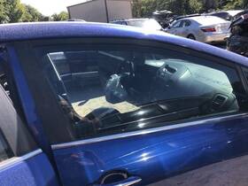 82420a7050 Kia 2017 2018 Forte Right Front Passenger Door B2r Blue Auto Up Down Sedan 89717
