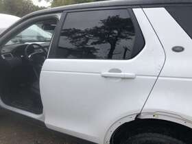 Lr061285 Land Rover 2015-2019 Discovery Sport Rear Side Door Left Driver Iaq White 82339
