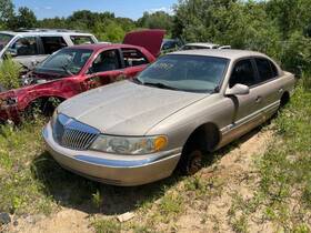 120-05672l Lincoln Driver Left Front Door Fits 98-02 Continental 10286771