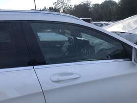 1567200205 Mercedes-benz 2015-2020 Gla250 Right Front Passenger Door 149 White W156