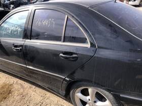 2037300705 Mercedes-benz 2006 2007 C230 Rear Side Door Left Driver 040 Black Sedan 840171