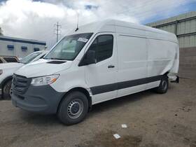 120.mb9t24 Mercedes-benz Truck Sprintv25 2024 Front Door 2440720