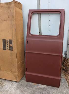 3729525 Mopar Dodge Plymouth 1970 71 72 73 74 75 76 77 B Van Nos Rear Side Cargo Door