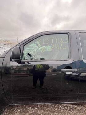 120-10134bl Nissan Driver Front Door Without Body Side Moulding Manual Fits 19 Frontier