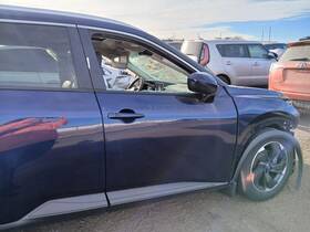120-10547ar Nissan Passenger Right Front Door Japan Built Fits 21-25 Rogue 1381088