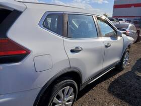 130-10026br Nissan Passenger Rear Side Door Electric Vin J 1st Digit Fits 17-20 Rogue 1371254