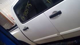 82100zr30a Nissan Passenger Rear Side Door Crew Cab Fits 04-15 Titan Qak White