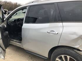 821013ka1a Nissan 2016-2020 Pathfinder Rear Side Door Left Driver K23 Silver Electric 83407