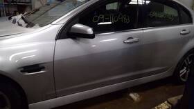 120-00807l Pontiac Silver Driver Left Front Door Fits 08-09 G8 10317189