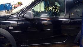 120-59200l Rover Driver Left Front Door 3 Fits 03-05 Freelander 10323516