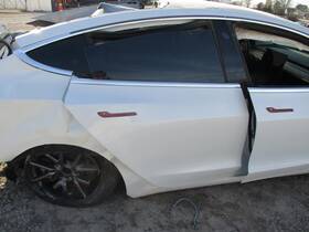 130.ts1p20 Tesla Local Pickup Only 3 2020 Rear Side Door 1713369