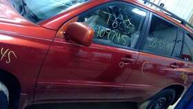 120-58966l Toyota Driver Left Front Door Fits 01-07 Highlander