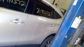 130-10407l Toyota Silver 4x1 Driver Left Rear Side Door Fits 21-23 Venza 10304878