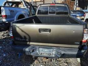 170-50361a Toyota Local Pickup Only Trunk/hatch/tailgate With Rear View Camera Fits 08-15 Tacoma