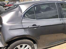 6700306310 Toyota 2018 2019 Camry Rear Side Door Right Passenger 1h1 Gray With Alarm 806095