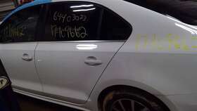 130-60521l Volkswagen Driver Left Rear Side Door Fits 15-18 Jetta