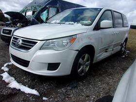 672924 Volkswagen Used Door Motor Fits 2010 Routan Grade A