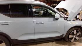 120-10335r Volvo Local Pickup Only Passenger Right Front Door Fits 19-22 Xc40 1005390