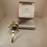 Nos Oem Genuine Ford Motorcraft Vacuum Door D1AZ-18A318-A YH-225. Fixed Price $48.80.