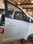 2015- 2020 Kia Sedona Passenger Front Rh Door Electric Without Solar Glass White. Fixed Price $700.04.